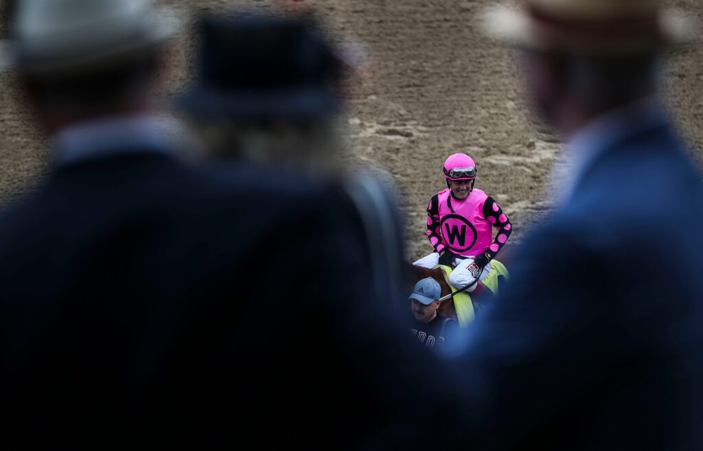 Jockey Jon Court smiles after winning the first race on Jurisdiction Thursday at Churchill Downs.  May 5, 2022

Thurby 2022 At Churchill Downs