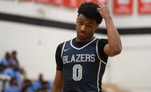 December 20, 2021, Honolulu, Hawaii, USA: SIERRA CANYON TRAILBLAZERS guard BRONNY JAMES 0 scores a total of 4-points during their 66-49 win over host IOLANI RAIDERS during the IOLANI CLASSIC TOURNAMENT, Iolani High School Gym, Honolulu, Hawaii. Honolulu USA - ZUMAe132 20211220_zsp_e132_009 Copyright: xStevenxErlerx
