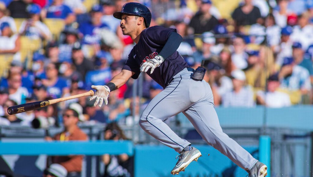 June 18, 2022, Los Angeles, California, USA: Steven Kwan 38 of the Cleveland Guardians runs for first base during their MLB, Baseball Herren, USA game against the Los Angeles Dodgers on Saturday June 18, 2022 at Dodger Stadium in Los Angeles, California. Dodgers defeat Guardians, 7-1. ARIANA RUIZ/PI Los Angeles USA - ZUMAp124 20220618_zaa_p124_018 Copyright: xArianaxRuizx