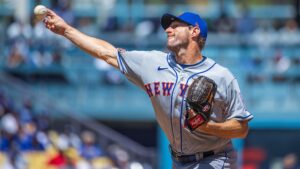 April 19, 2023, Los Angeles, California, USA: Max Scherzer 21 of the New York Mets is ejected after the umpires detected a foreign substance on his glove during their regular season MLB, Baseball Herren, USA game against the Los Angeles Dodgers on Wednesday April 19, 2023 at Dodger Stadium in Los Angeles, California. Dodgers lose to Mets, 5-3. /PI Los Angeles USA - ZUMAp124 20230419_zaa_p124_008 Copyright: xARIANAxRUIZx