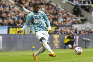 NEWCASTLE UPON TYNE, ENGLAND - APRIL 30: Armel Bella-Kotchap of Southampton passes the ball during the Premier League match between Newcastle United and Southampton FC at St. James Park on April 30, 2023 in Newcastle upon Tyne, United Kingdom. Photo by Richard Callis/SPP Richard Callis/SPP PUBLICATIONxNOTxINxBRAxMEX Copyright: xRichardxCallis/SPPx richard_callis_sports_press_photo_178341