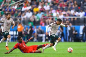 RECORD DATE NOT STATED CONCACAF NATIONS LEAGUE 2022-2023 Panama vs Mexico Third Place L-R, Roderick Miller of Panama and Erick Sanchez of Mexico during the game Panama vs Mexico Mexican national team, Nationalteam , corresponding to Third Place of Final Four of the CONCACAF Nations League 2022-2023, at Allegiant Stadium, on June 18, 2023. brbr I-D, Roderick Miller de Panama y Erick Sanchez de Mexico durante el partido Panama vs Mexico Seleccion Mexicana, correspondiente por el Tercer Lugar de la Final Four de la Liga de Naciones CONCACAF 2022-2023, en el Allegiant Stadium, el 18 de junio de 2023. LAS VEGAS NEVADA ESTADOS UNIDOS PUBLICATIONxNOTxINxMEXxCHNxRUS Copyright: xAdrianxMaciasx 20230618193134_CNL_23_3RD_PAN_MEX_SANCHEZ427