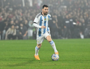 Farewell match Maximiliano Rodriguez Farewell match Maximiliano Rodriguez ROSARIO, ARGENTINA - JUNE 24:Lionel Messi At the farewell match of Maximiliano Rodriguez former Newells Old Boys player at the Coloso Marcelo Bielsa stadium on June 24 in Rosario, Argentina. Rosario Santa Fe Argentina Copyright: xLucianoxBisbalx LucianoBisbal11709