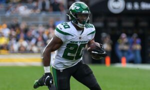 October 2, 2022, Pittsburgh, Pennsylvania, USA: October 2nd, 2022 New York Jets running back Breece Hall 20 during Pittsburgh Steelers vs New York Jets in Pittsburgh, PA at Acrisure Stadium. Jake Mysliwczyk/BMR Pittsburgh USA - ZUMAb241 20221002_zsa_b241_165 Copyright: xJakexMysliwczykx/xBmrxMediax