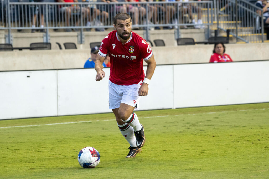 EFL League Two: Wrexham vs MK Dons Prediction, Preview, and Odds (Aug 5)