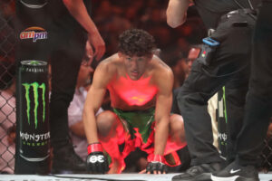 April 8, 2023, Miami, FL, Miami, Florida, United States: MIAMI, FLORIDA - APRIL 8: Raul Rosas Jr. prepares to fight Christian Rodriguez in their bantamweight fight during the UFC 287 event at Kaseya Center on April 8, 2023 in Miami, FL, United States. Miami, FL United States - ZUMAp175 20230408_zsa_p175_122 Copyright: xAlejandroxSalazarx