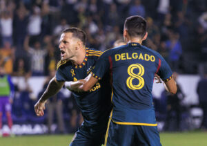 September 20, 2023, Carson, California, USA: Billy Sharp 27 of the LA Galaxy celebrates with fans after scoring a third goal during their regular season game against the Minnesota United FC on Wednesday September 20, 2023 at the Dignity Health Sports Park Stadium in Carson, California. LA Galaxy defeats Minnesota United, 4-3. JAVIER ROJAS/PI Carson USA - ZUMAp124 20230920_zaa_p124_029 Copyright: xJavierxRojasx