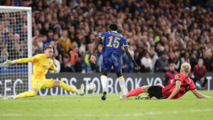 Chelsea v Brighton and Hove Albion Carabao Cup Nicolas Jackson of Chelsea shoots at goal but sees his shot saved by Bart Verbruggen of Brighton and Hove Albion during the Carabao Cup Third Round match at Stamford Bridge, London Copyright: xChrisxMyattx FIL-19026-0021