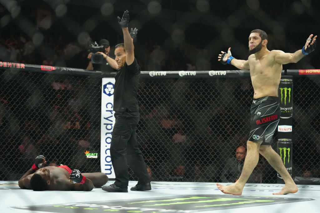 UFC 294 Preview: Ikram Aliskerov vs. Warlley Alves Prediction, Odds, and Picks (Oct 21)