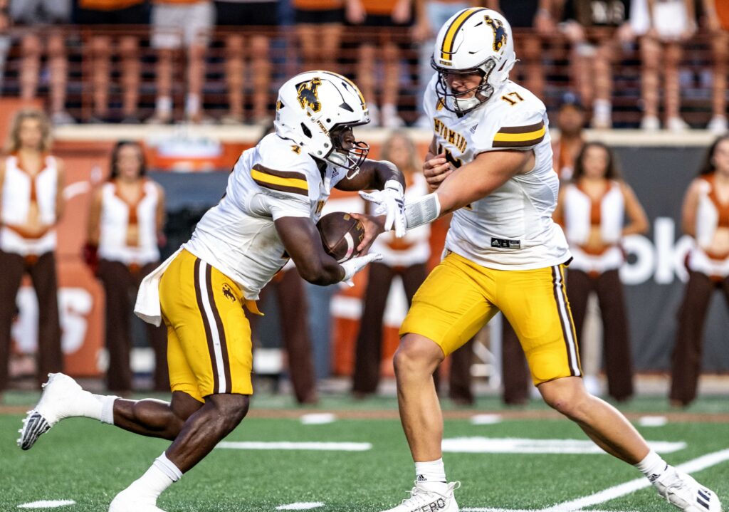 #24 Fresno State vs Wyoming Odds, and Picks (Oct 7)