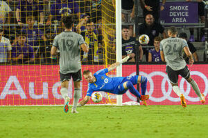 CF Montreal at Orlando City SC, Orlando, Florida, USA Orlando, Florida, USA, September 30, 2023, CF Montreal goalkeeper Jonathan Sirois 40 makes a save during the first half at Exploria Stadium. NOxUSExINxGERMANY PUBLICATIONxINxALGxARGxAUTxBRNxBRAxCANxCHIxCHNxCOLxECUxEGYxGRExINDxIRIxIRQxISRxJORxKUWxLIBxLBAxMLTxMEXxMARxOMAxPERxQATxKSAxSUIxSYRxTUNxTURxUAExUKxVENxYEMxONLY Copyright: xMartyxJean-Louisx Editorial use only