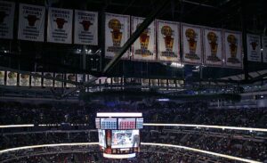 Lakers vs. Bulls preview, odds, prediction, for the March 27 game at the United Center.